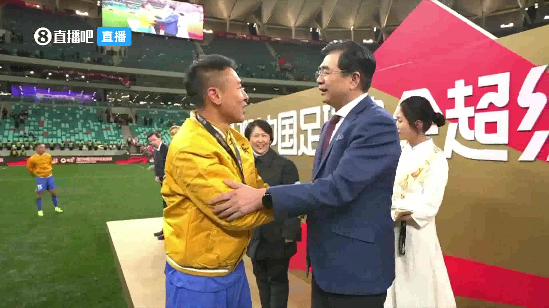 怒赞！?宋凯：这老将怎么不一样？ 于汉超：你一来我就进球