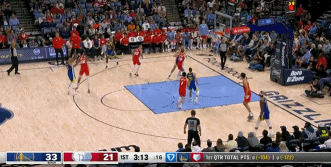 库中锋也来了?库里卡位拿下前板 随后小中投命中！