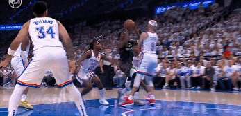 Shams:爱德华兹右脚踝扭伤&接受治疗后感觉不错 将带伤出战?